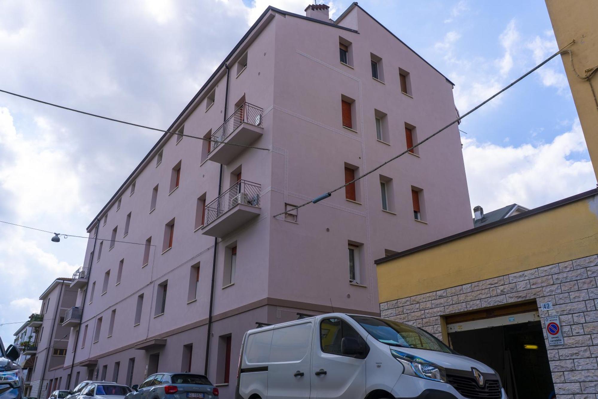 Affittacamere Orchidea For Tourists Hesperia Hosp Modena Exterior foto