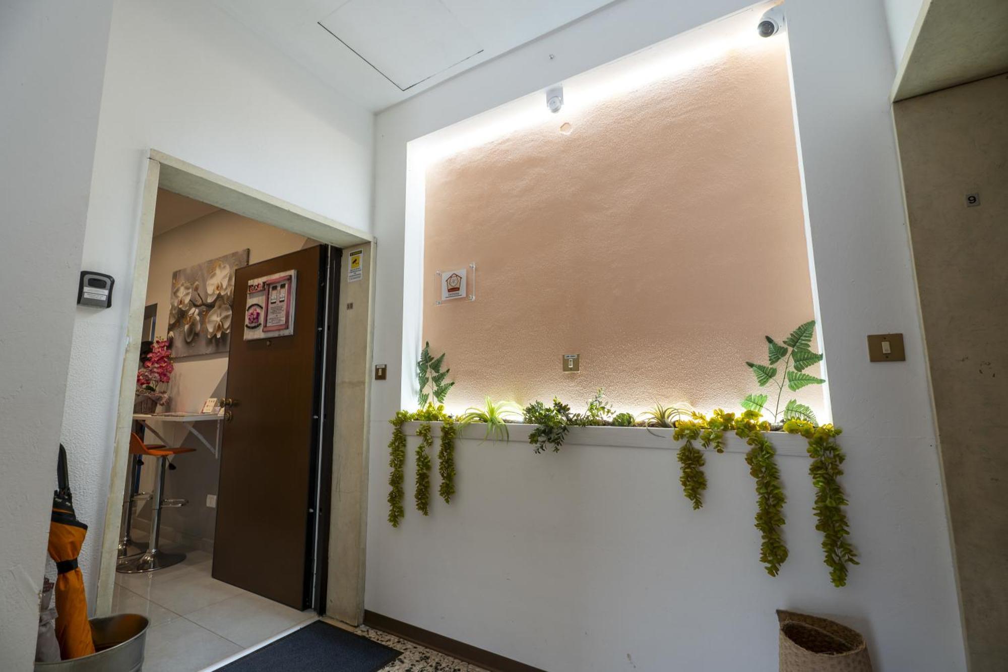 Affittacamere Orchidea For Tourists Hesperia Hosp Modena Exterior foto